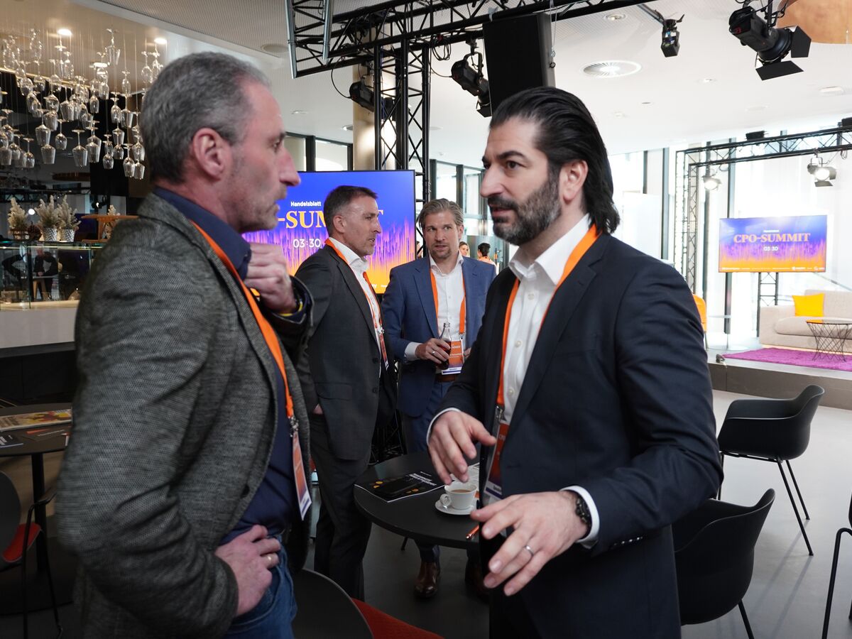 Gespräche und Networking am Rande des Handelsblatt CPO-Summit